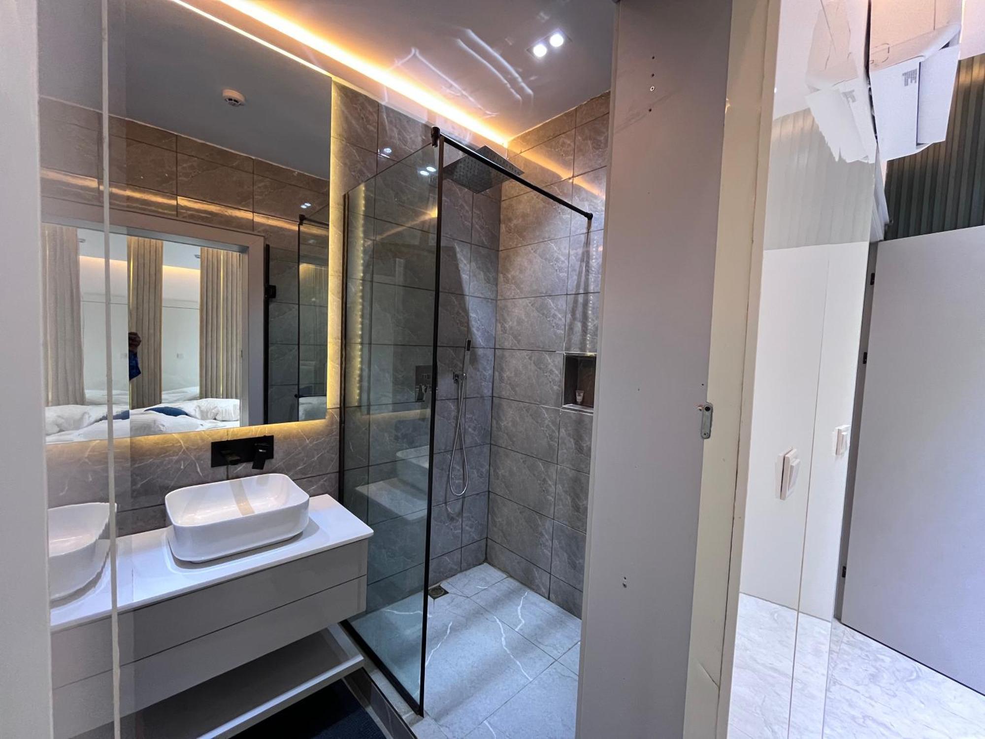 Blackwood Hotels Икея Экстерьер фото